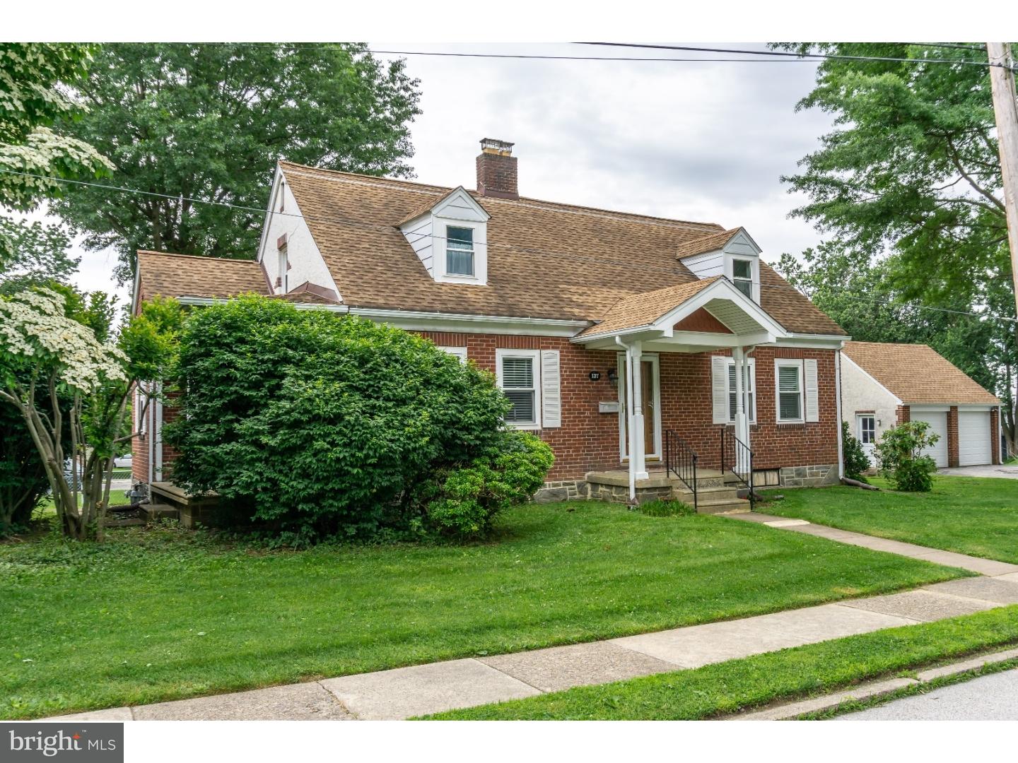 137 Orchard Road Springfield, PA 19064 - Photo 1 of 25