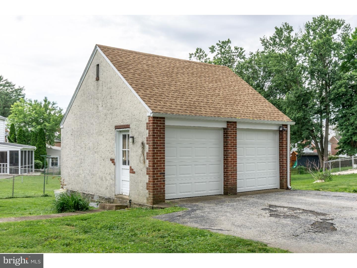 137 Orchard Road Springfield, PA 19064 - Photo 23 of 25