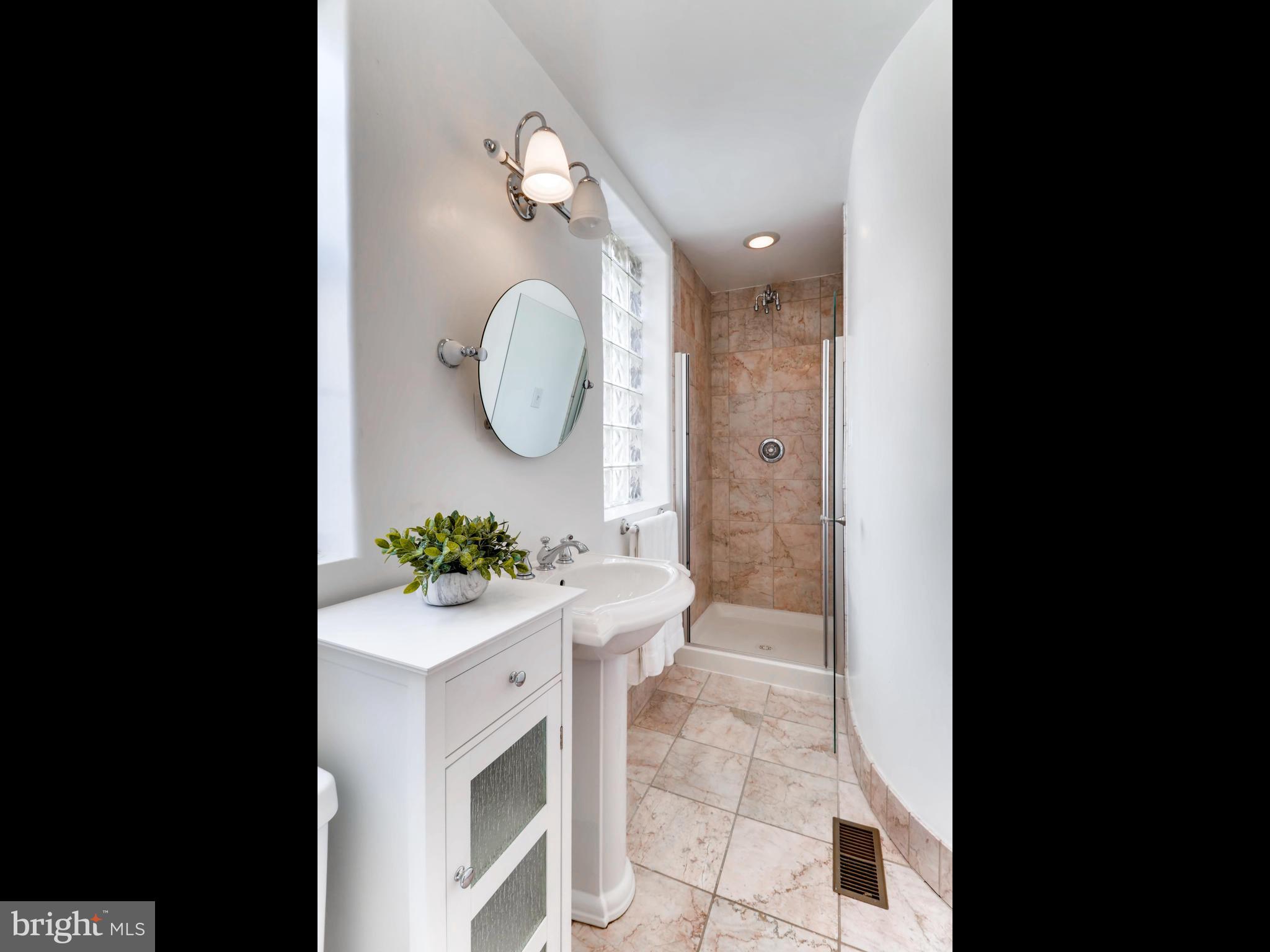 801 South Rose Street Baltimore, MD 21224 - Photo 19 of 34