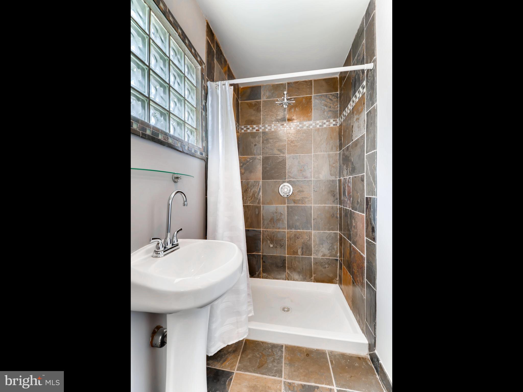 801 South Rose Street Baltimore, MD 21224 - Photo 27 of 34