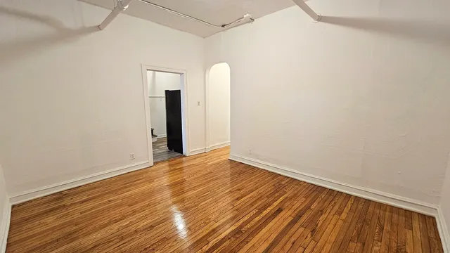 $1,495 | 5507 North Campbell Avenue, Unit G, Chicago, IL 60625