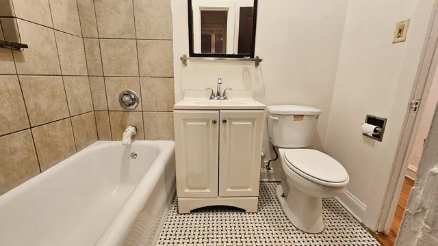 $1,495 | 5507 North Campbell Avenue, Unit G, Chicago, IL 60625