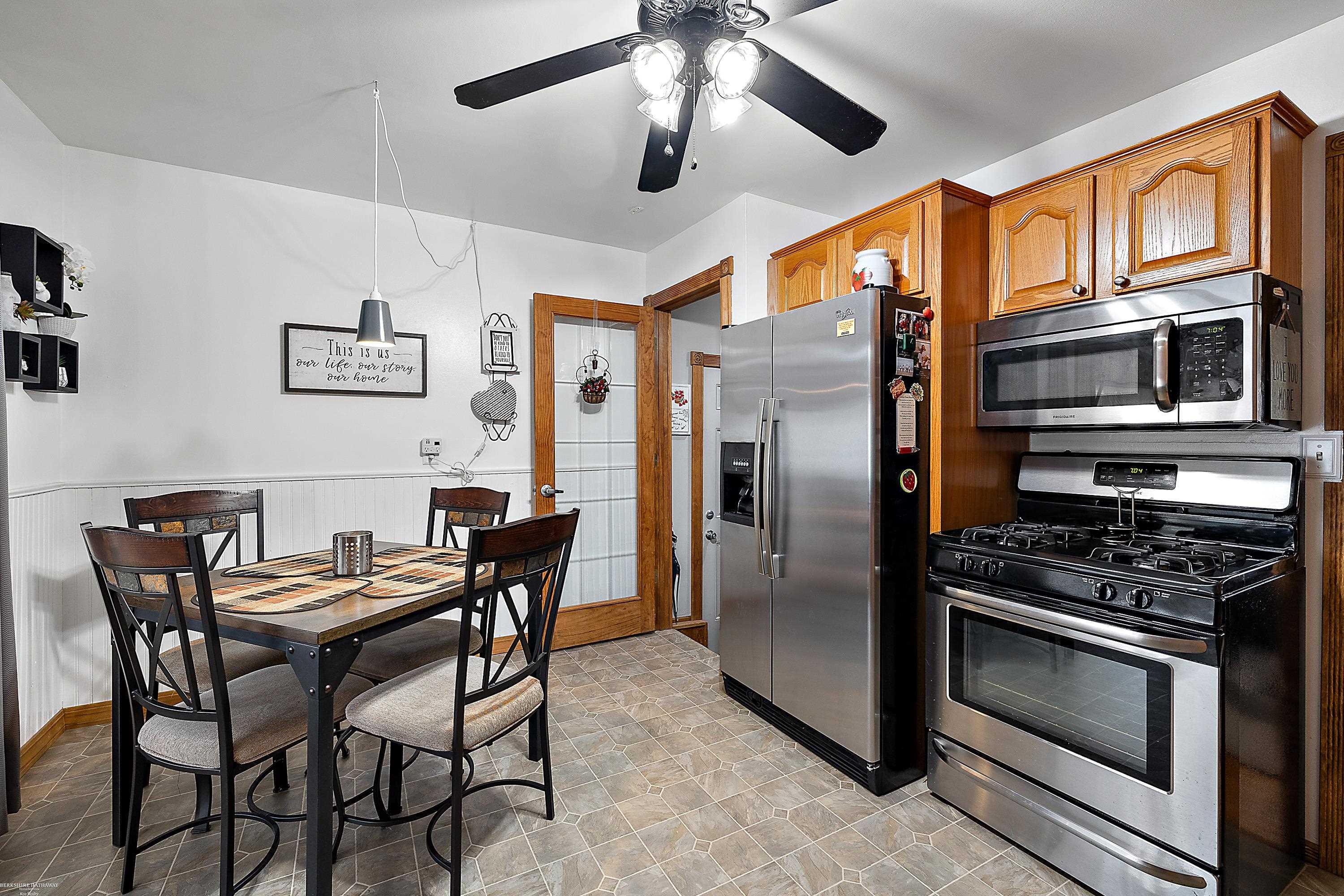 12991 Martin Road Warren, MI 48088 - Photo 9 of 30