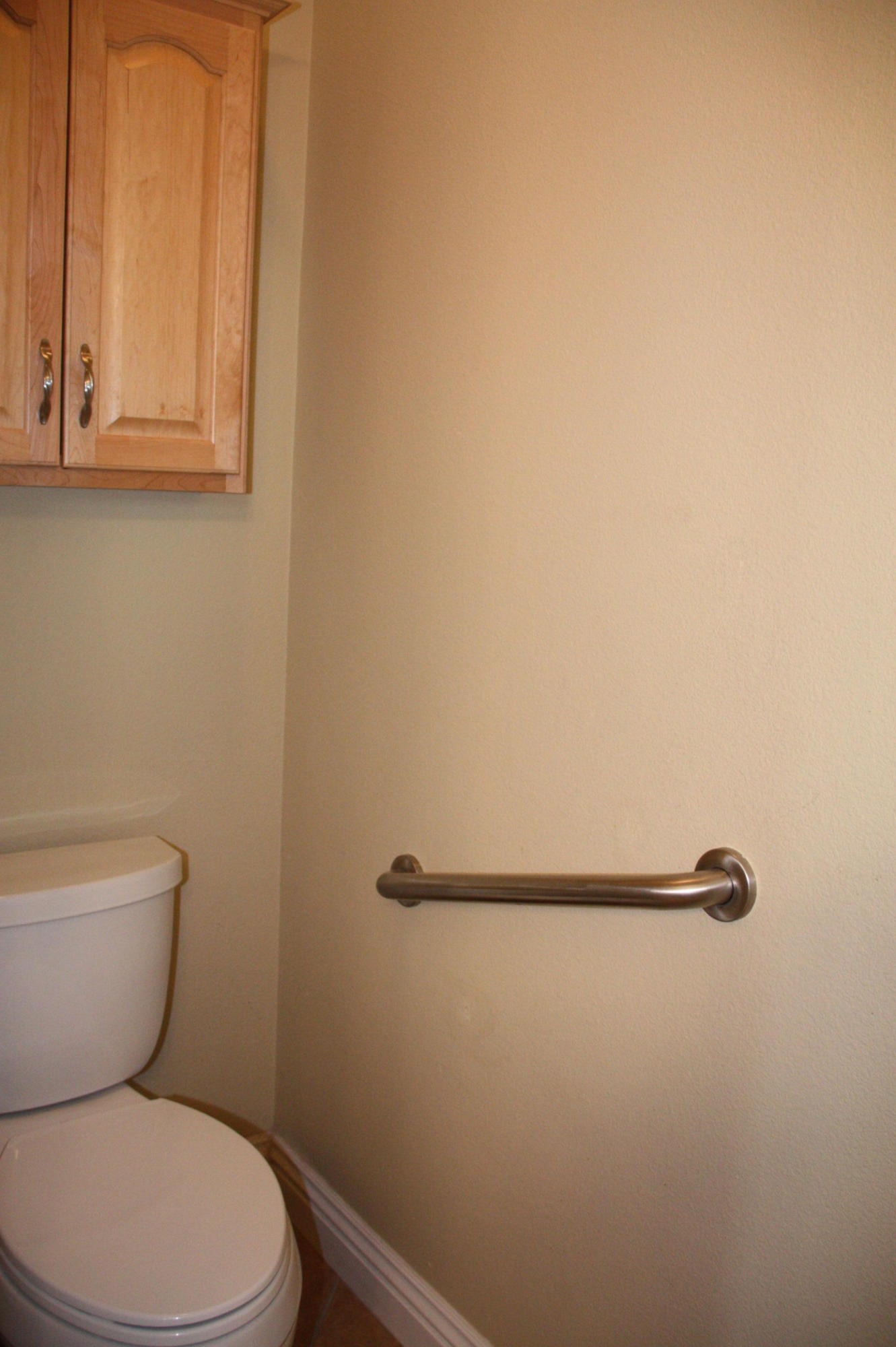 49475 Redford Way Indio, CA 92201 - Photo 40 of 58 a white toilet sitting next to a shower