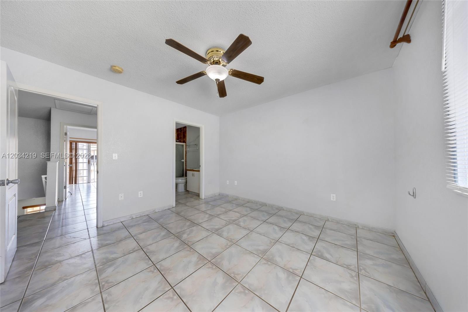 515 West 68th Street, Unit 3 Hialeah, FL 33014 - Photo 18 of 27