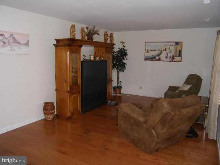 109 Green Ridge Road Voorhees, NJ 08043 - Photo 4 of 13