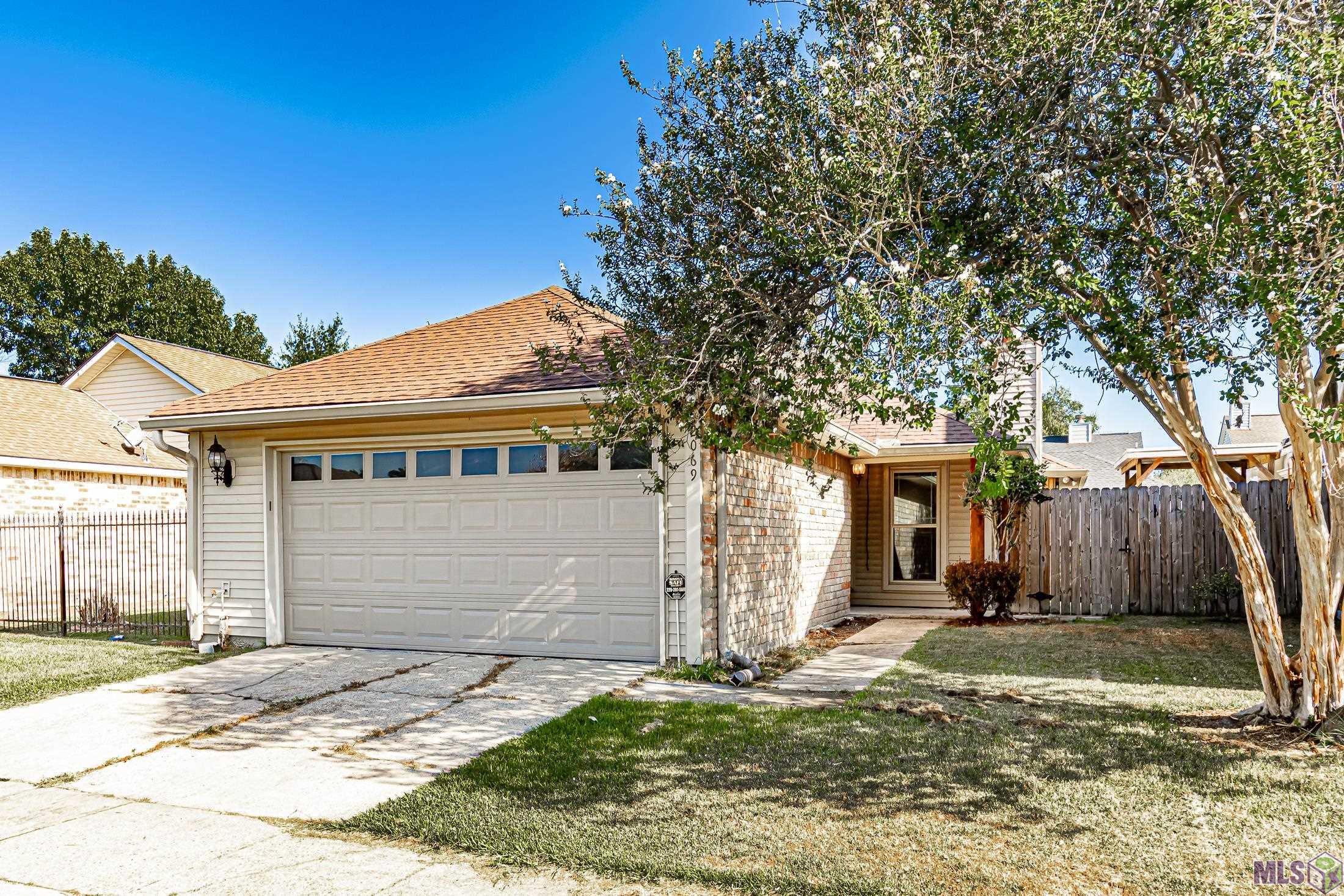 2069 Deer Ridge Avenue Baton Rouge, LA 70816 - Photo 1 of 18 Gallery Image 1