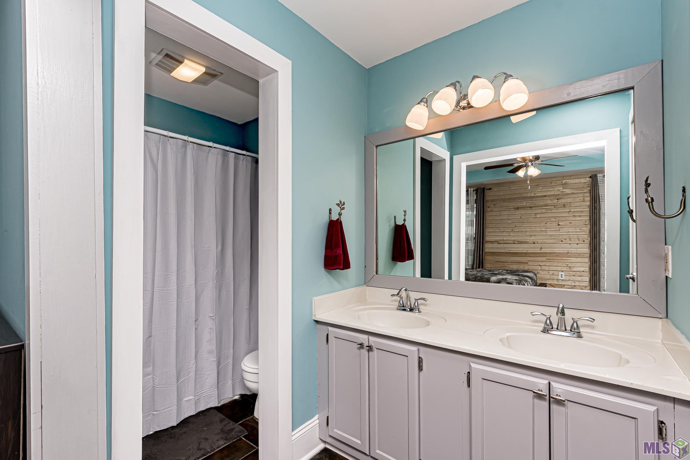 2069 Deer Ridge Avenue Baton Rouge, LA 70816 - Photo 12 of 18 Gallery Image 12