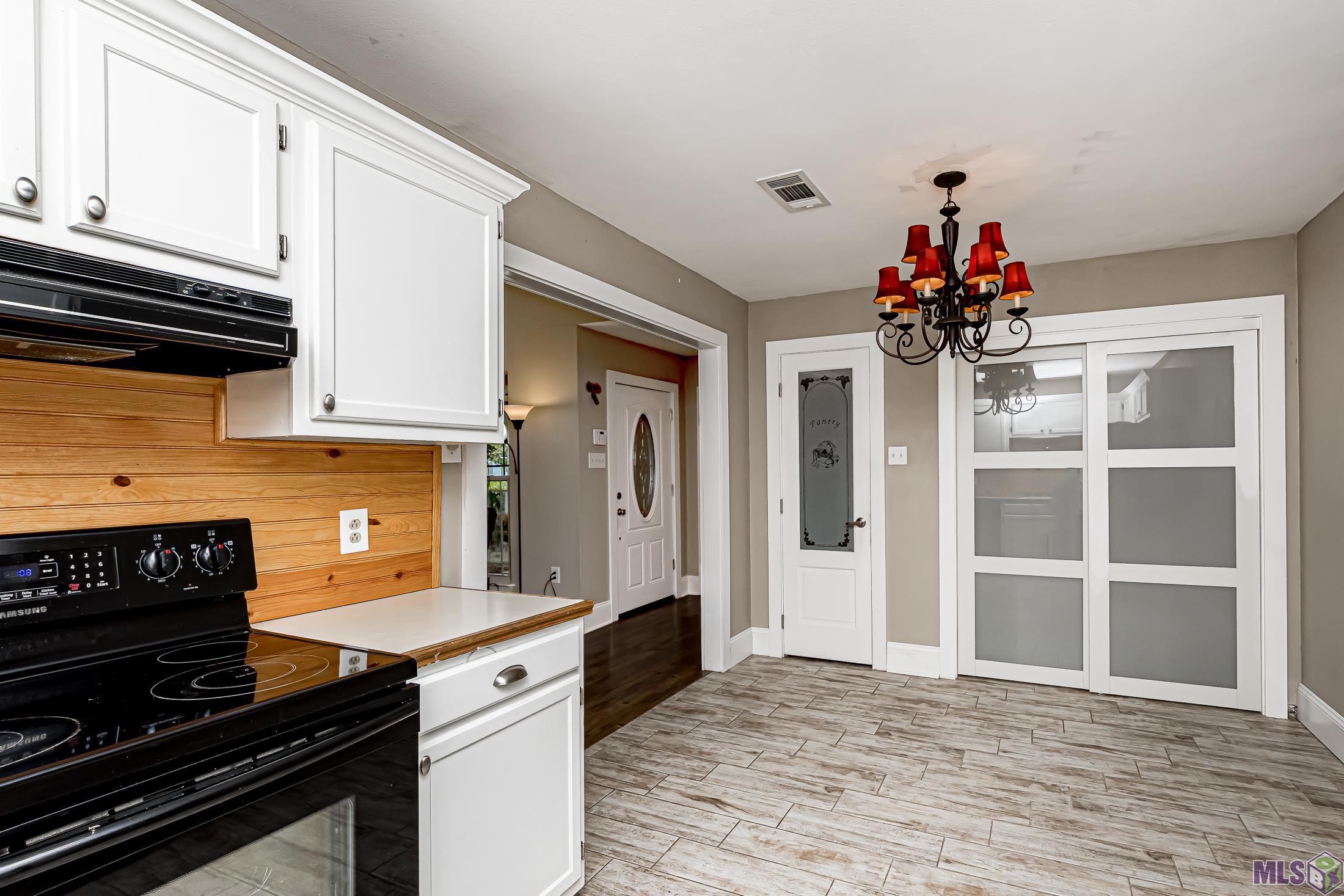 2069 Deer Ridge Avenue Baton Rouge, LA 70816 - Photo 8 of 18 Gallery Image 8