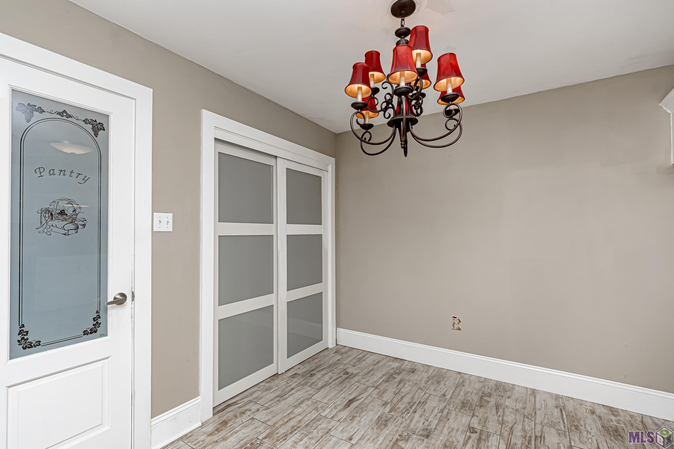 2069 Deer Ridge Avenue Baton Rouge, LA 70816 - Photo 9 of 18 Gallery Image 9