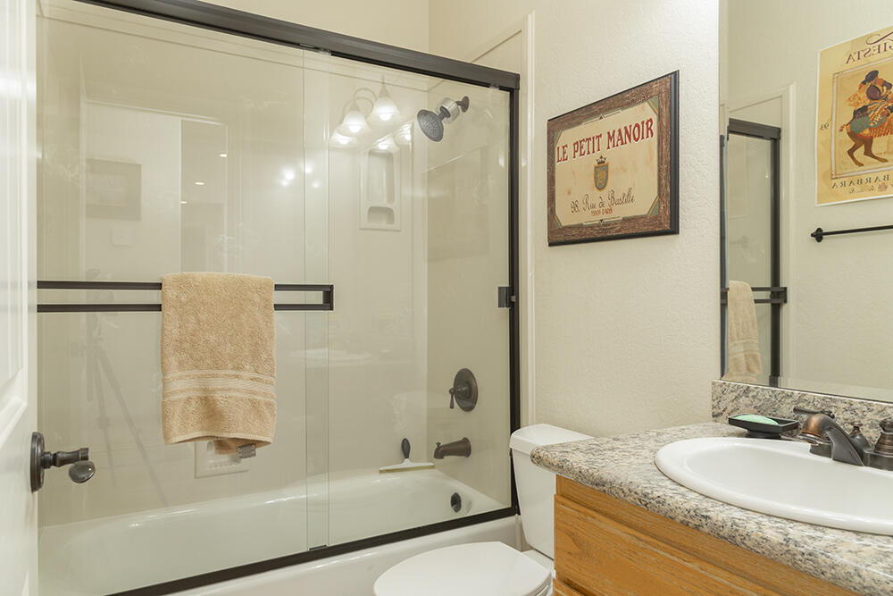 964 Pumpkin Ridge Eagle Point, OR 97524 - Photo 28 of 54 26