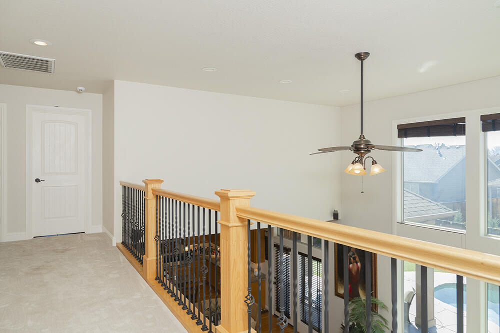 964 Pumpkin Ridge Eagle Point, OR 97524 - Photo 31 of 54 29