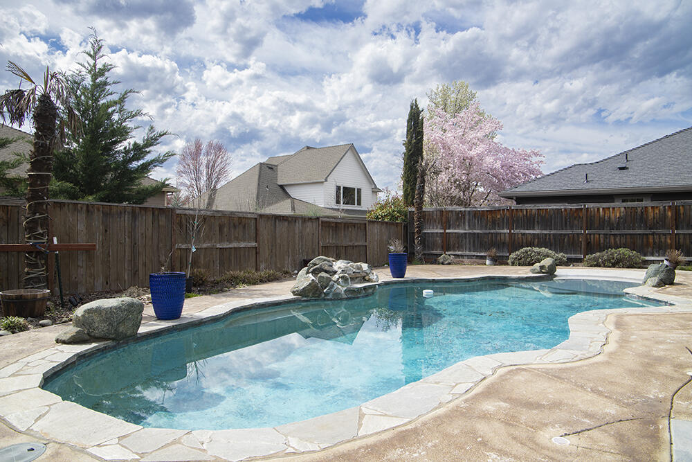 964 Pumpkin Ridge Eagle Point, OR 97524 - Photo 43 of 54 41