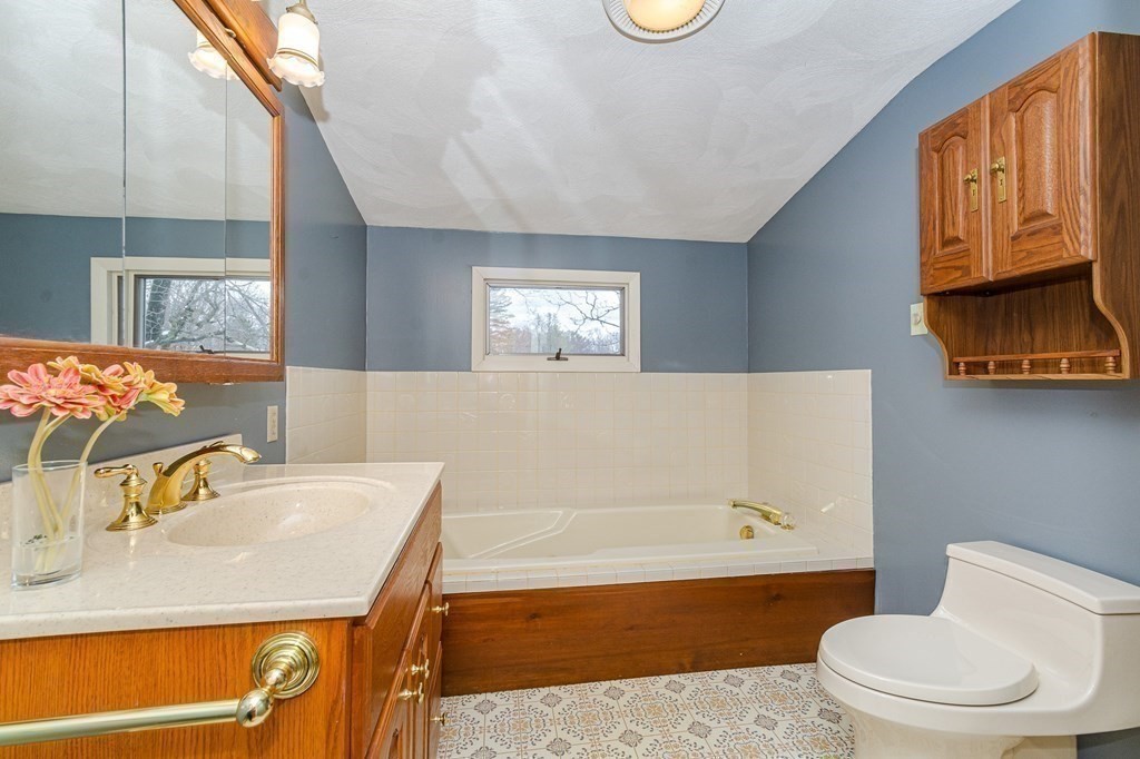 465 River Road Tewksbury, MA 01876 - Photo 19 of 33 Gallery Image 19