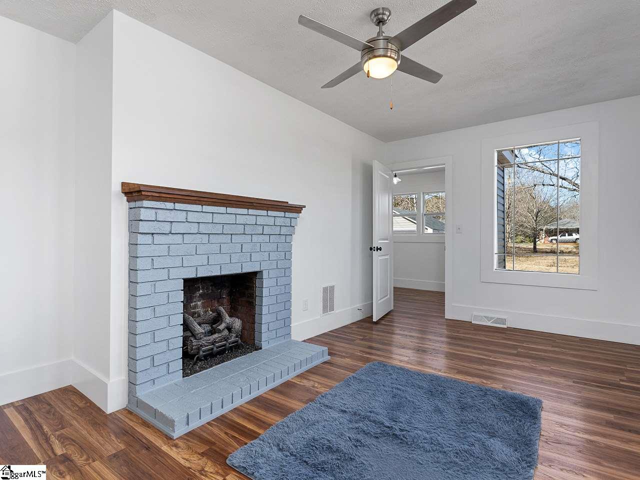 5401 Locust Hill Road Travelers Rest, SC 29690 - Photo 4 of 24 Gallery Image 4