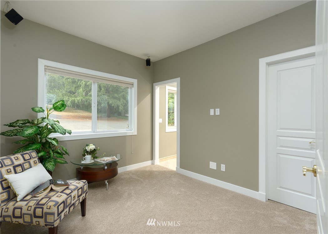 23328 Jefferson Point Road Northeast Kingston, WA 98346 - Photo 14 of 25 Gallery Image 14