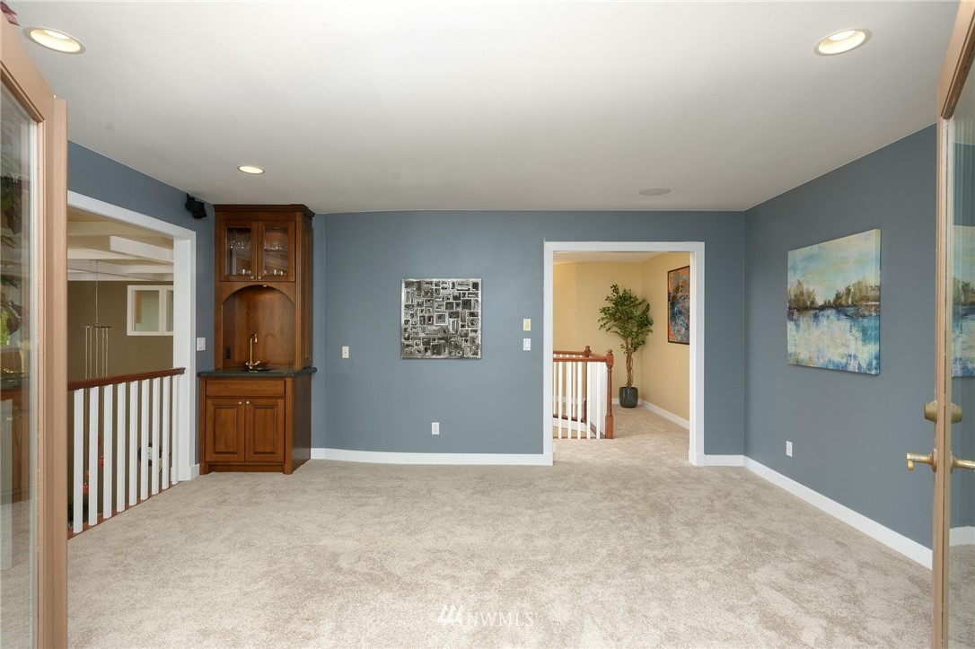 23328 Jefferson Point Road Northeast Kingston, WA 98346 - Photo 16 of 25 Gallery Image 16