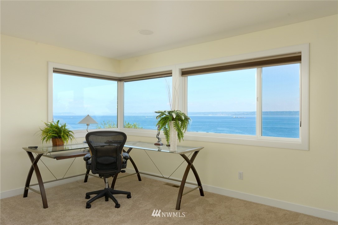 23328 Jefferson Point Road Northeast Kingston, WA 98346 - Photo 19 of 25 Gallery Image 19