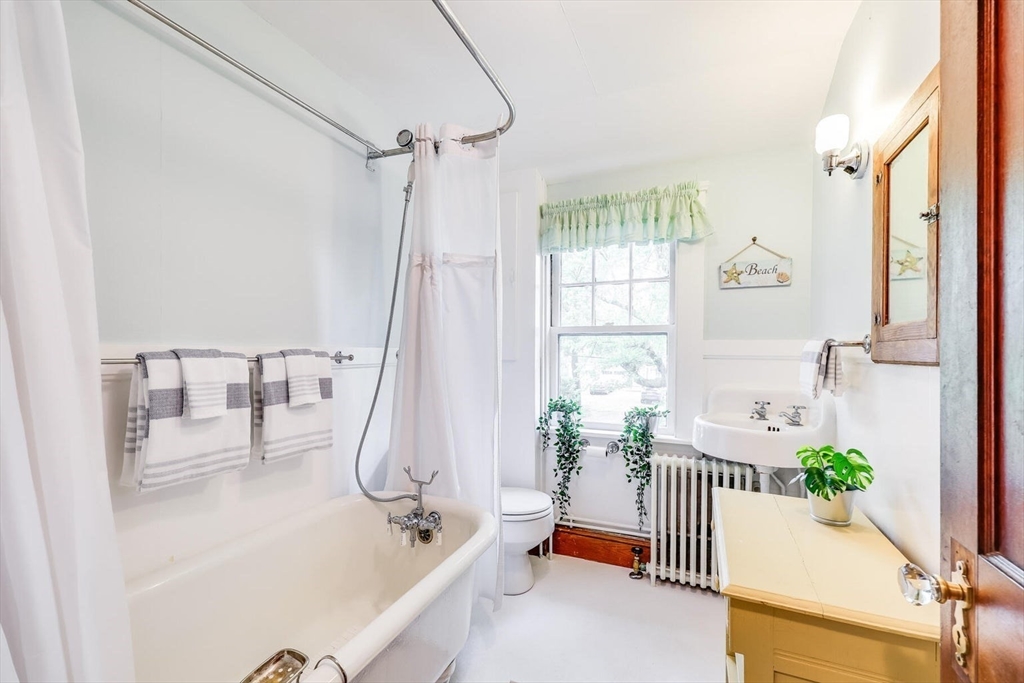 152 Corporation Road Dennis, MA 02638 - Photo 22 of 41 Gallery Image 22