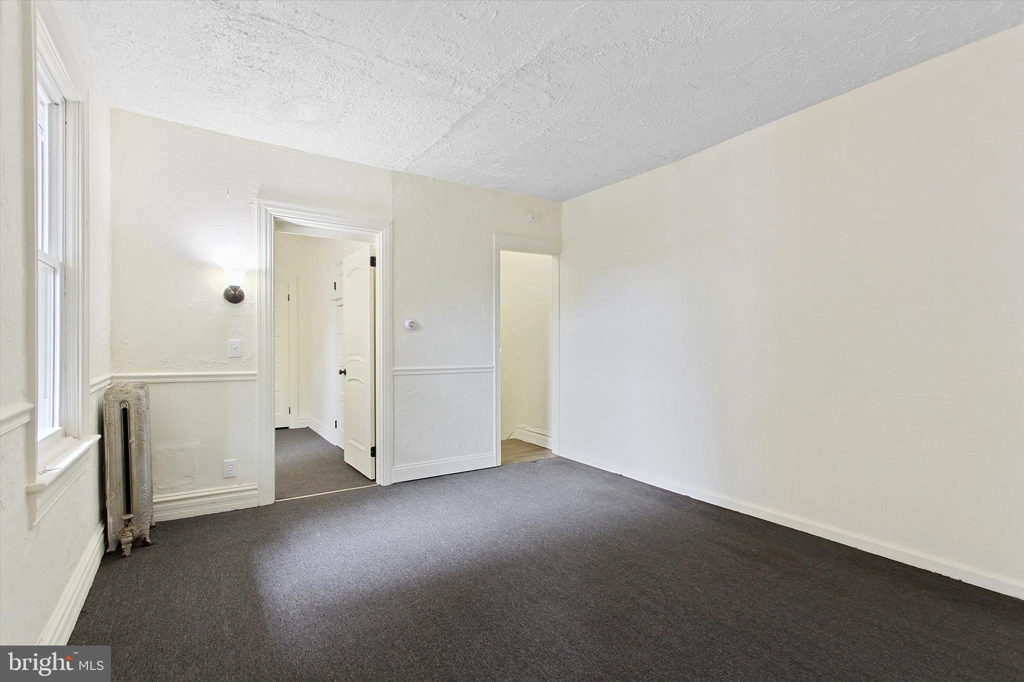 34 West Jackson Street York, PA 17401 - Photo 4 of 28