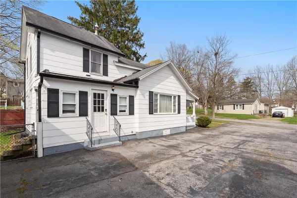 $159,900 | 69 Hopkins Street, Mount Morris, NY 14510