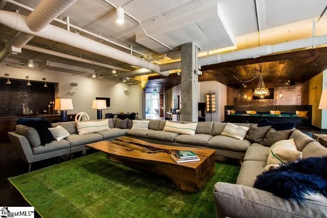 $1,831 | 212 East Broad Street, Unit GOSSAMER, Greenville, SC 29601