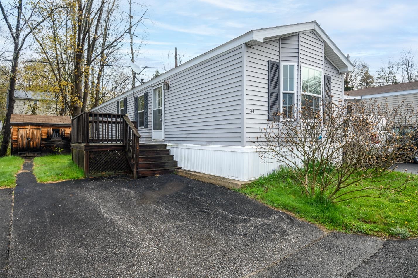 34 Amherst Road Newmarket, NH 03857 - Photo 1 of 18