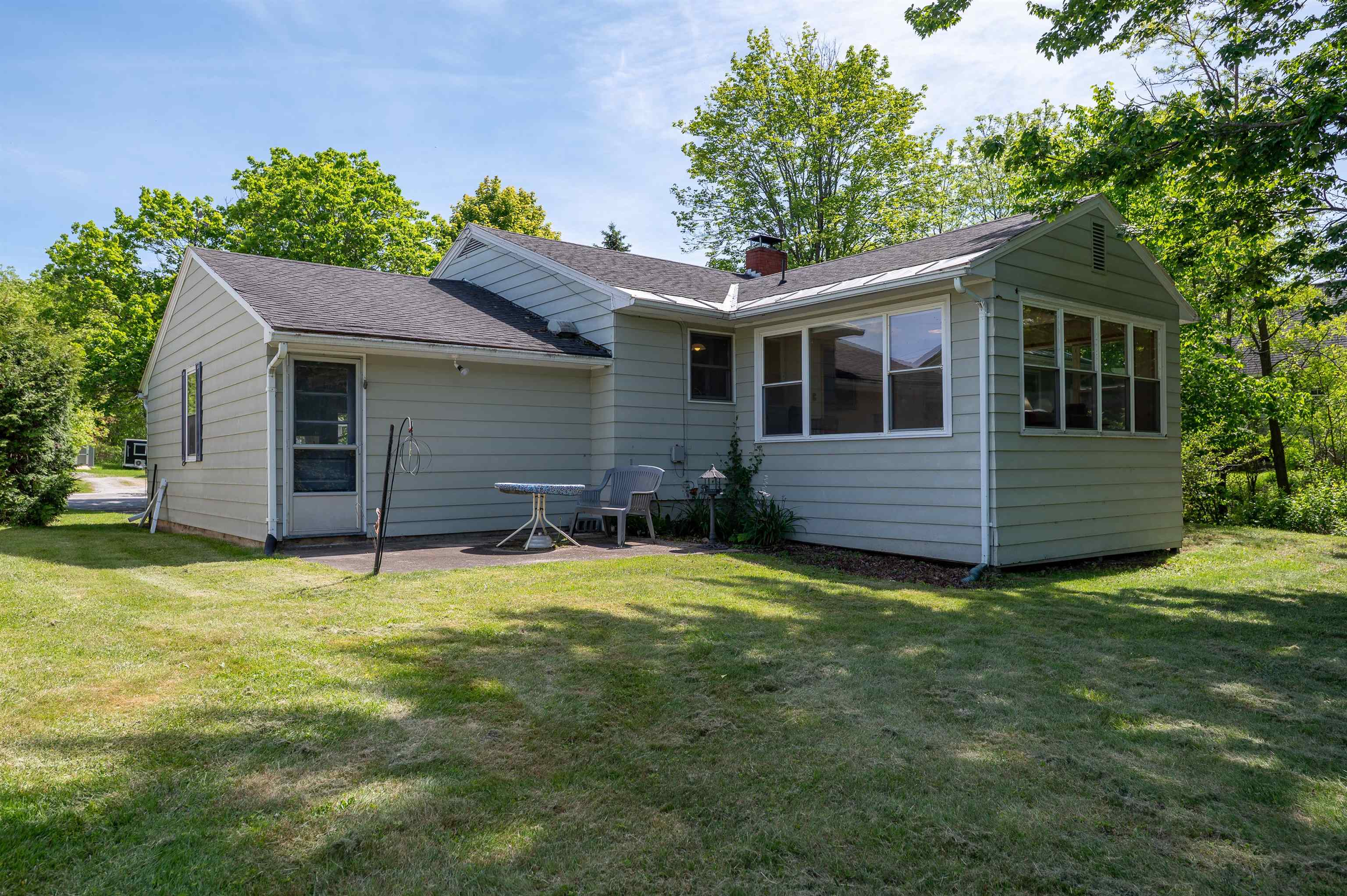 99 Jackson Avenue Rutland, VT 05701 - Photo 31 of 37