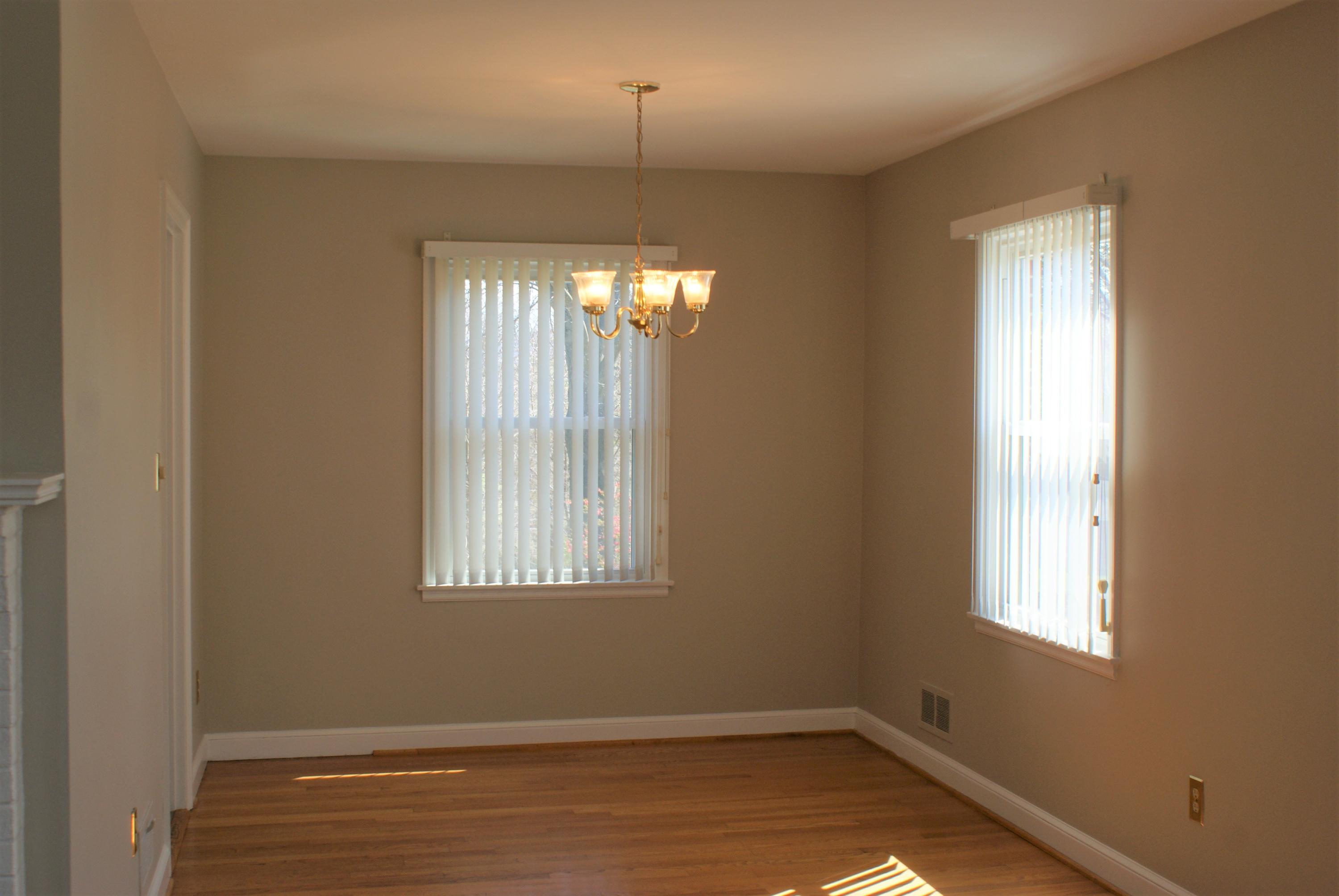 4432 Grandin Road Roanoke, VA 24018 - Photo 6 of 23 Dining Area