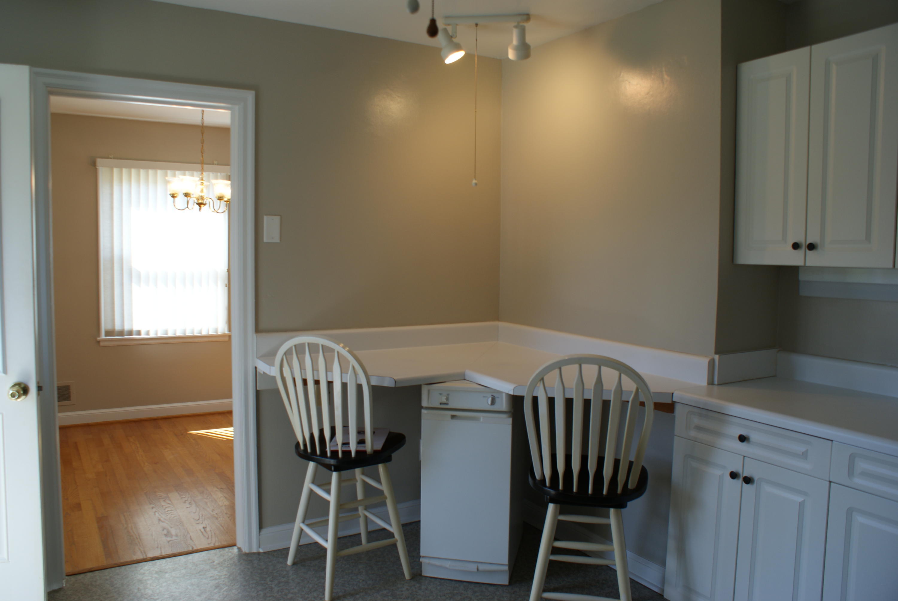 4432 Grandin Road Roanoke, VA 24018 - Photo 10 of 23 Entry Kitchen Breakfast Area