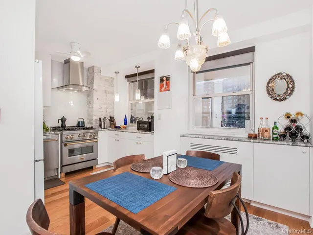 $379,000 | 5700 Arlington Avenue, Unit 15S | North Riverdale