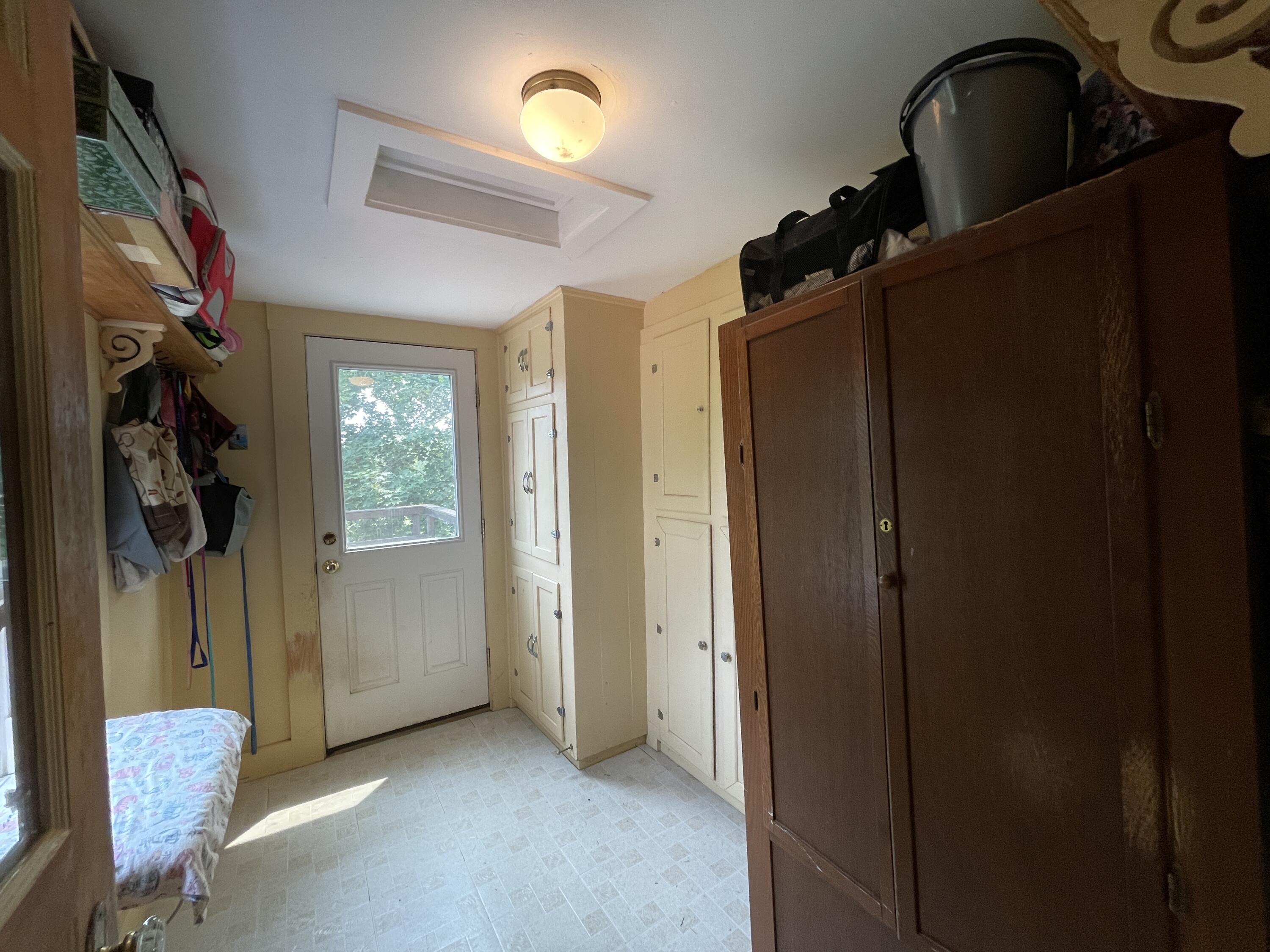 29 Old Rte 1 Searsport, ME 04974 - Photo 13 of 55 Mud Room With Built Ins