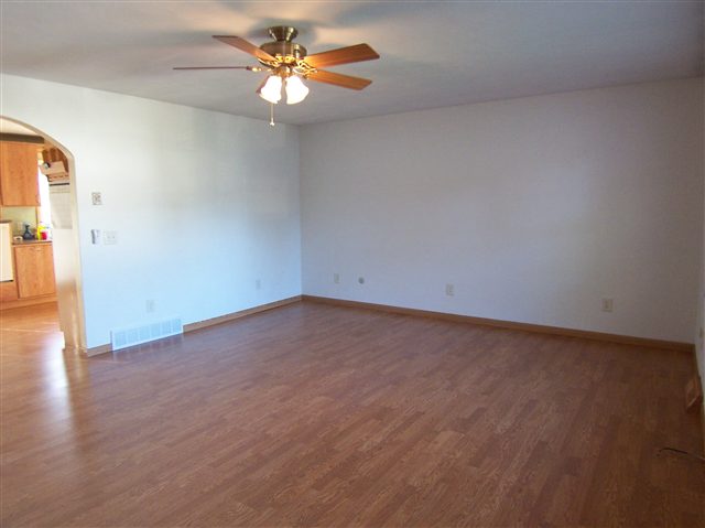 817 4th Street Colona, IL 61241 - Photo 2 of 12 Gallery Image 2