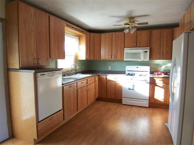 817 4th Street Colona, IL 61241 - Photo 4 of 12 Gallery Image 4