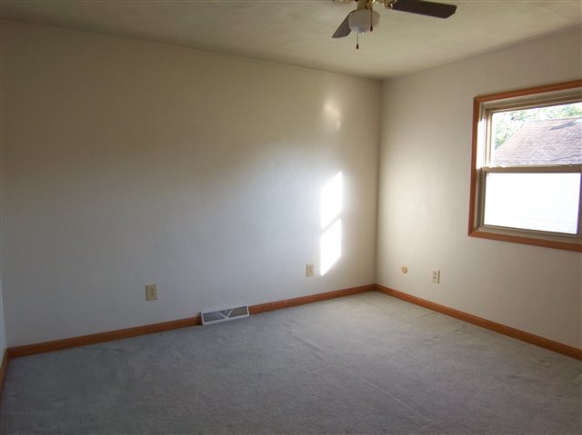 817 4th Street Colona, IL 61241 - Photo 8 of 12 Gallery Image 8