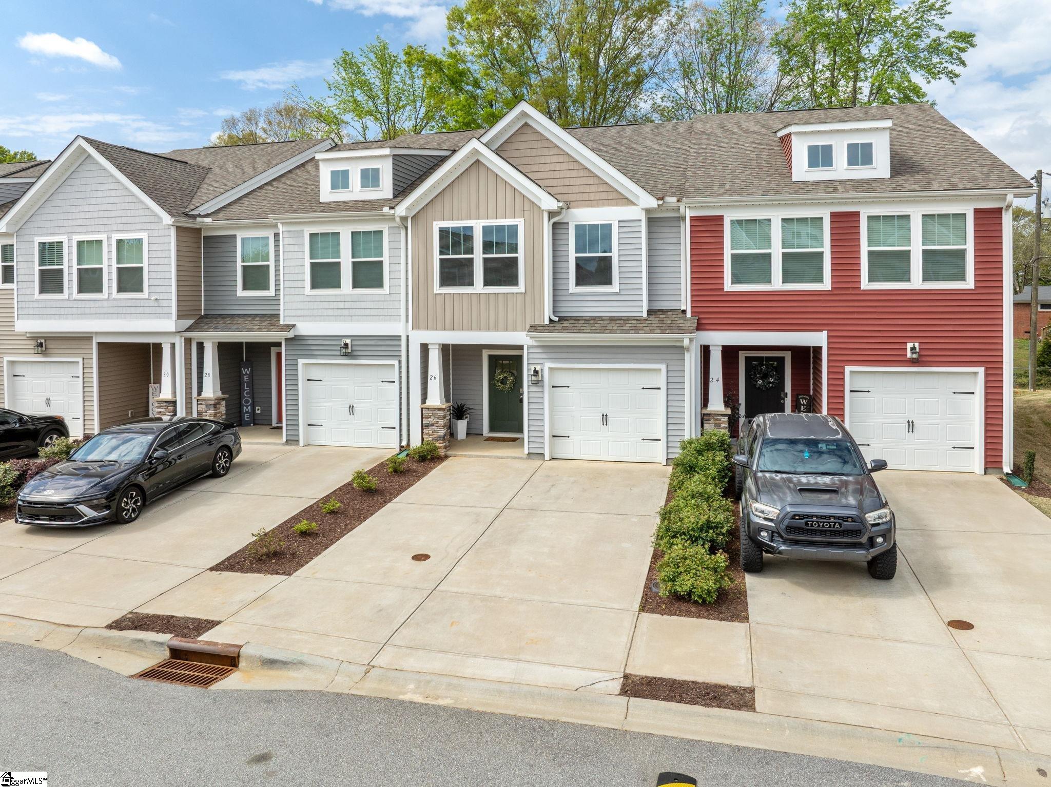 26 Starlake Road Simpsonville, SC 29681 - Photo 3 of 37