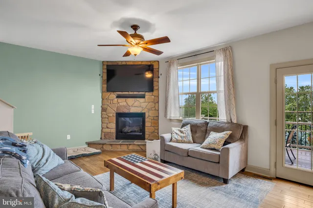 $449,900 | 4 Windy Lane, Dillsburg, PA 17019