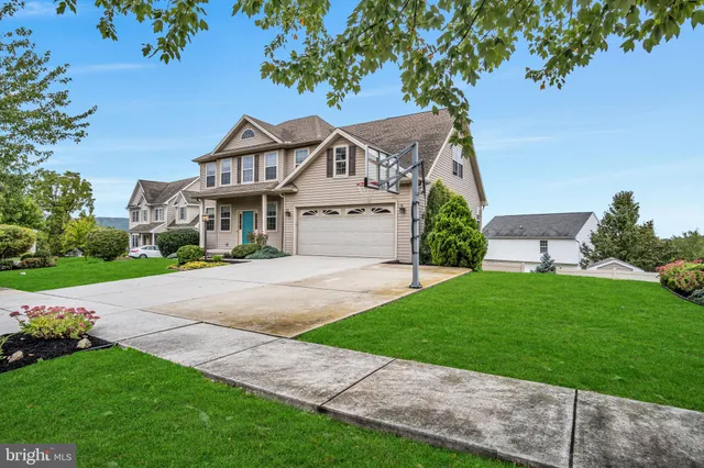 $449,900 | 4 Windy Lane, Dillsburg, PA 17019