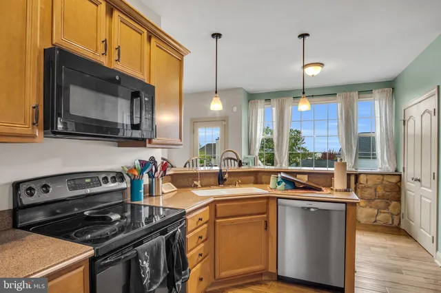 $449,900 | 4 Windy Lane, Dillsburg, PA 17019