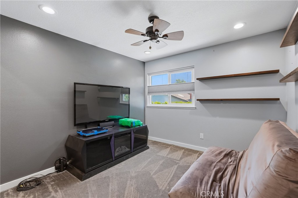 9268 Lemon Avenue Rancho Cucamonga, CA 91701 - Photo 26 of 43