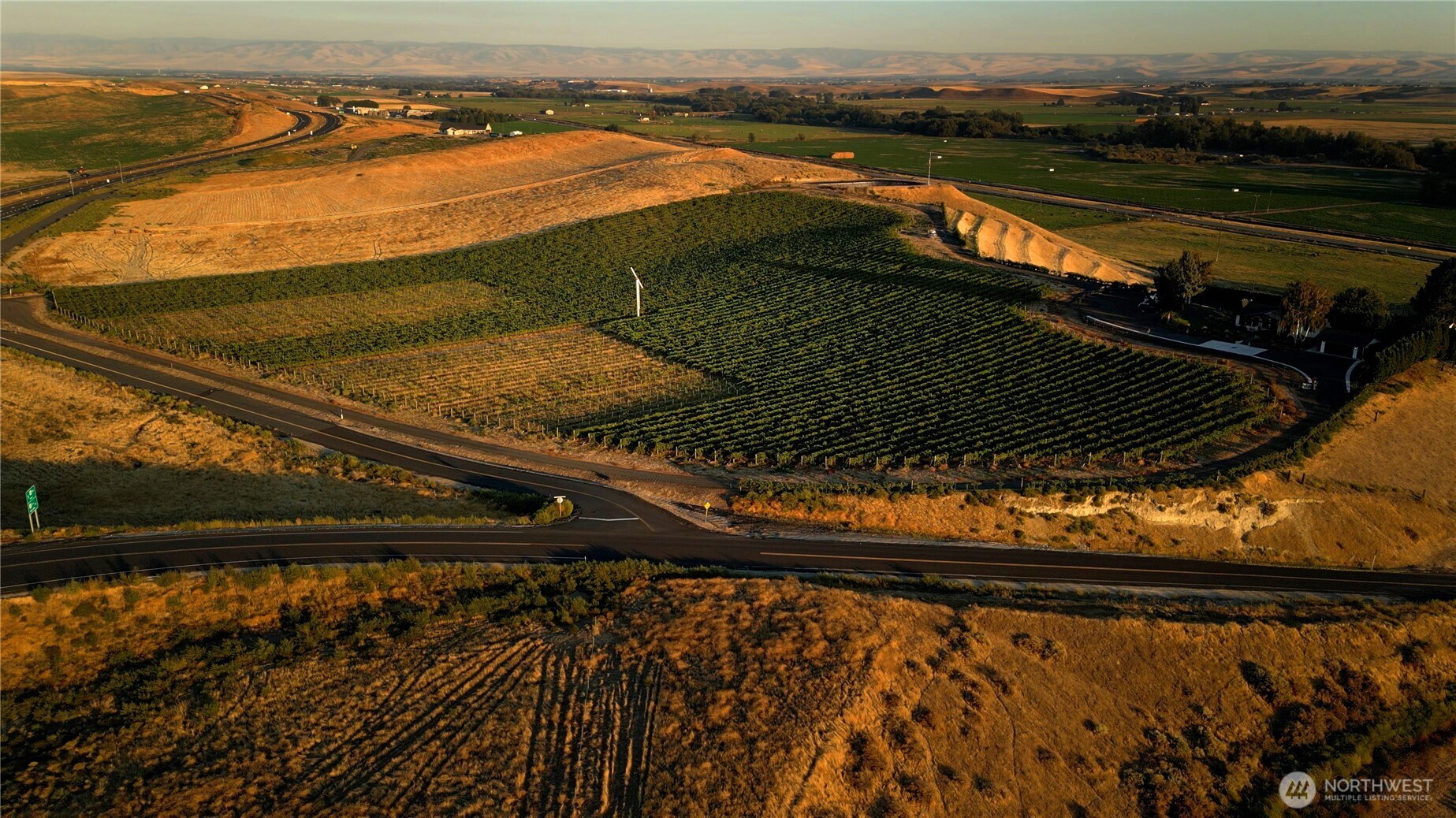 406 A Lower Dry Creek Road Walla Walla, WA 99362 - Photo 4 of 10