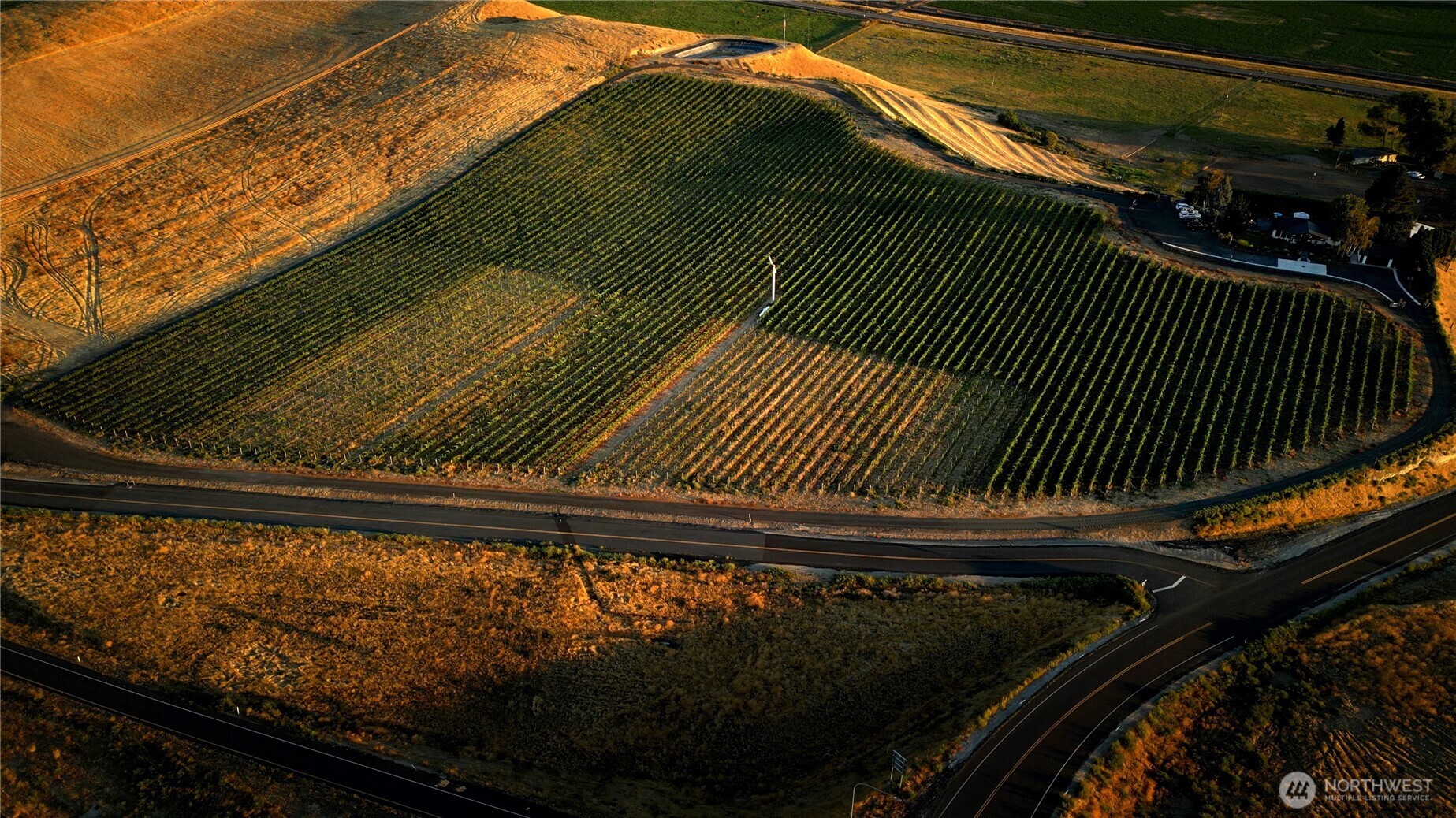 406 A Lower Dry Creek Road Walla Walla, WA 99362 - Photo 5 of 10