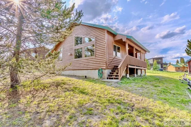 $664,000 | 4213 South Shoshone Road, Island Park, ID 83429