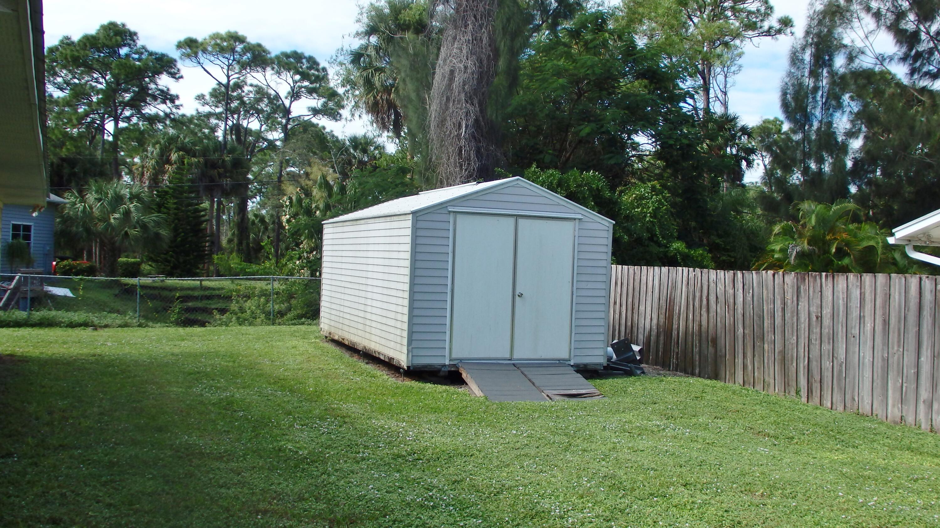 475 Southwest Rustic Circle Stuart, FL 34997 - Photo 16 of 17 P1010620