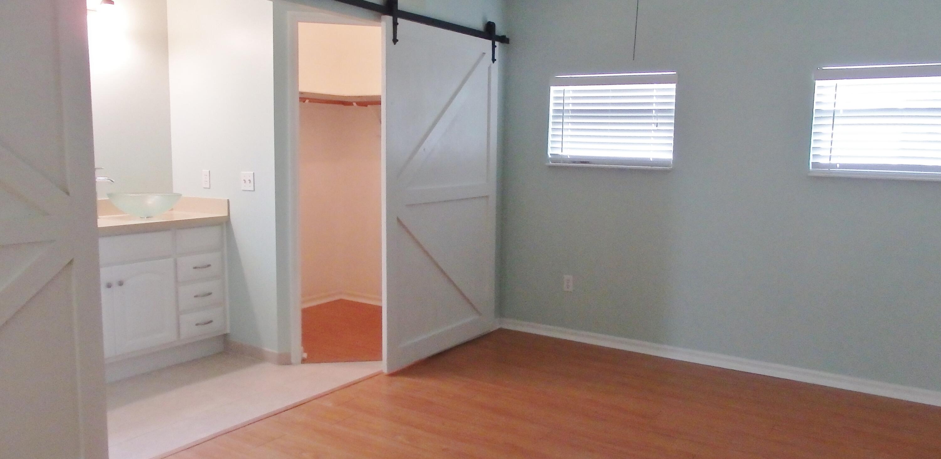 475 Southwest Rustic Circle Stuart, FL 34997 - Photo 9 of 17 P1010617