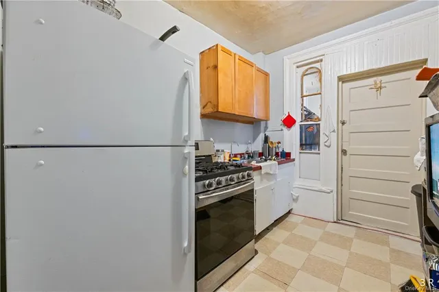 $1,400,000 | 95 Buena Vista Avenue, Yonkers, NY 10701