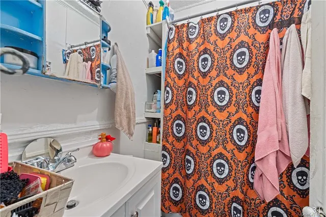 $1,400,000 | 95 Buena Vista Avenue, Yonkers, NY 10701