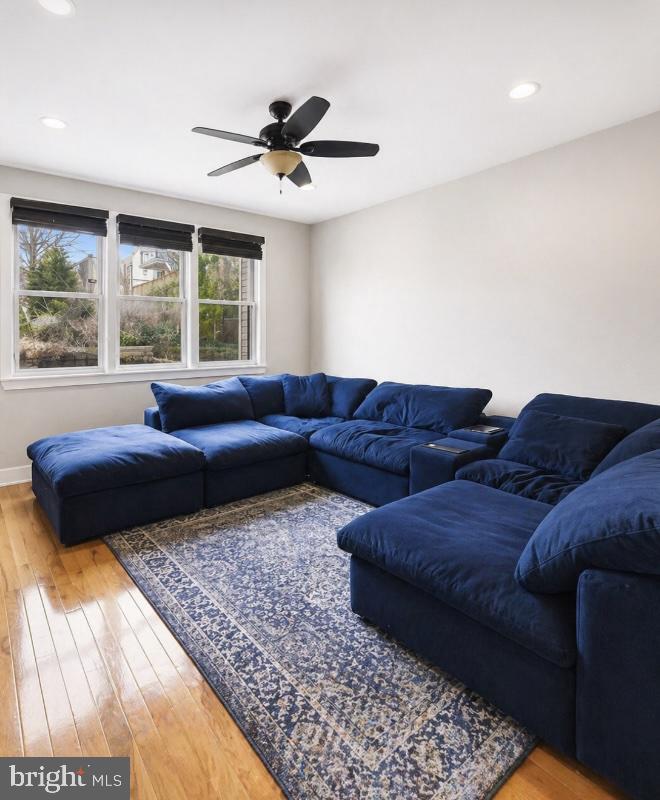 4743 Sheldon Street Philadelphia, PA 19127 - Photo 3 of 26