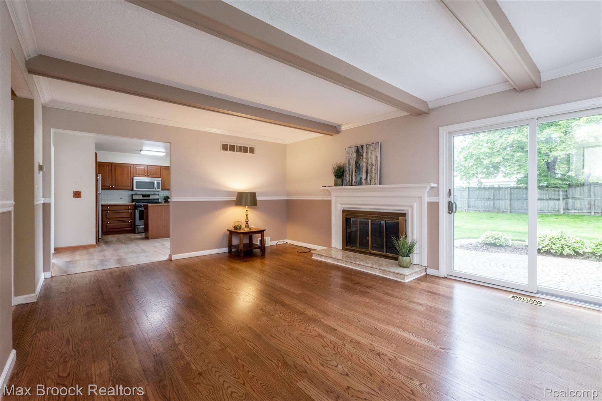 22614 Meadowbrook Road Novi, MI 48375 - Photo 11 of 34 22614 Meadowbrook (11 of 34).jpg