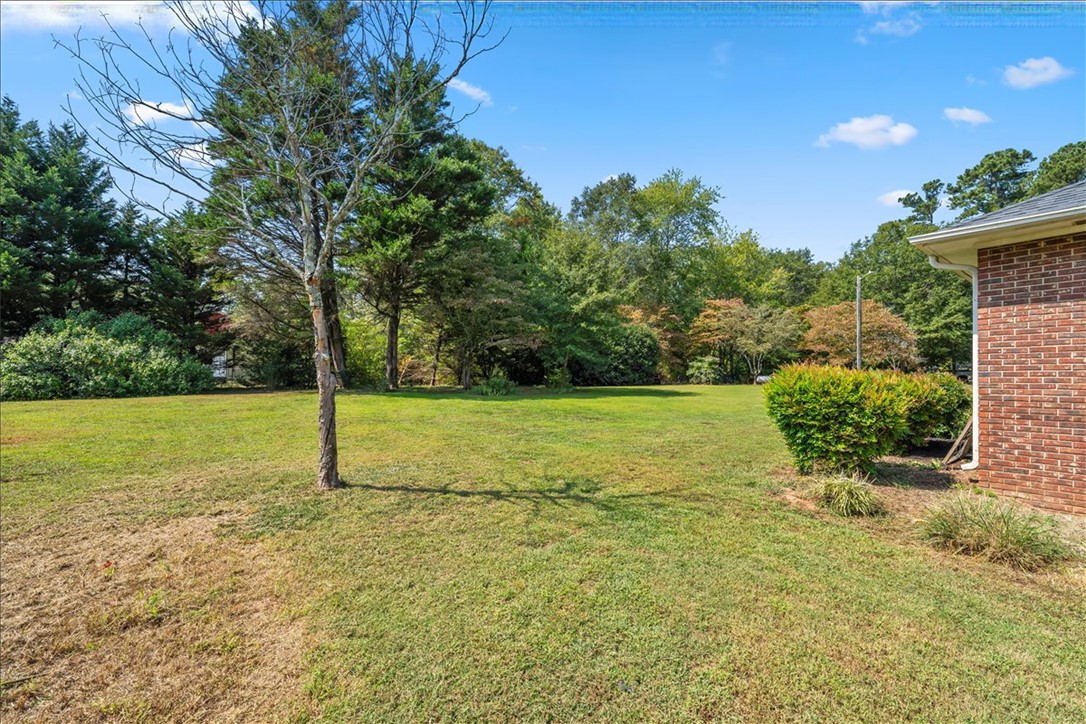 1105 Pine Knoll Pendleton, SC 29670 - Photo 12 of 46